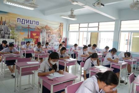 วันเสาร์และอาทิตย์ที่ 15-16 มีนาคม 2568 โรงเรียนจักรคำคณาทร จังหวัดลำพูน ดำเนินการสอบคัดเลือกนักเรียนเข้าศึกษาต่อห้องเรียนพิเศษเข้าศึกษาต่อในระดับชั้นมัธยมศึกษาปีที่ 1 และ ชั้นมัธยมศึกษาปีที่ 4 ปีการศึกษา 2568 
