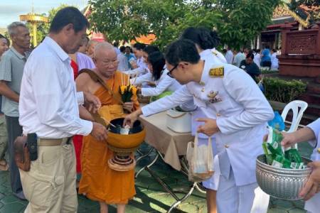 พิธีเจริญพระพุทธมนต์และทำบุญตักบาตรถวายพระราชกุศล กิจกรรมเฉลิมพระเกียรติ สมเด็จพระนางเจ้าสิริกิติ์ พระบรมราชินีนาถ พระบรมราชชนนีพันปีหลวง เนื่องในโอกาสวันเฉลิมพระชนมพรรษา ๑๒ สิงหาคม ๒๕๖๘