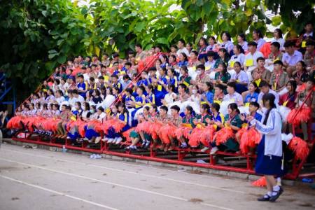 บรรยากาศการซักซ้อมกีฬาสีภายใน “จักรคำเกมส์ 2568“  ซึ่งปีนี้มาในธีม ”ดิสนีย์“ Disney Theme 