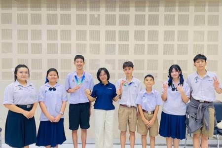 โรงเรียนจักรคำคณาทร จังหวัดลำพูน  ขอแสดงความยินดีกับนักเรียน ที่เข้าร่วมการแข่งขันต่อคำศัพท์ภาษาไทย รายการ จูซ ครอสเวิร์ดเกมไทยแลนด์ซีรีย์ ชิงแชมป์ภูมิภาคเหนือ ประจำปี 2569  ระหว่างวันที่ 12-13 กันยายน 2569 ณ เซนทรัล แอร์พอร์ต พลาซ่า เชียงใหม่