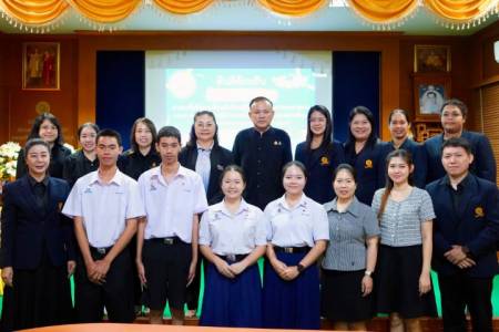 การตรวจเยี่ยมนักเรียนผู้รับทุนการศึกษาพระราชทาน ม.ท.ศ. และการลงพื้นที่เยี่ยมบ้านผู้ผ่านการกลั่นกรองระดับภาคการศึกษา วันอังคารที่ 7 กรกฎาคม พ.ศ. 2569 นายธำรงค์ หน่อเรือง ผู้อำนวยการโรงเรียนจักรคำคณาทร จังหวัดลำพูน